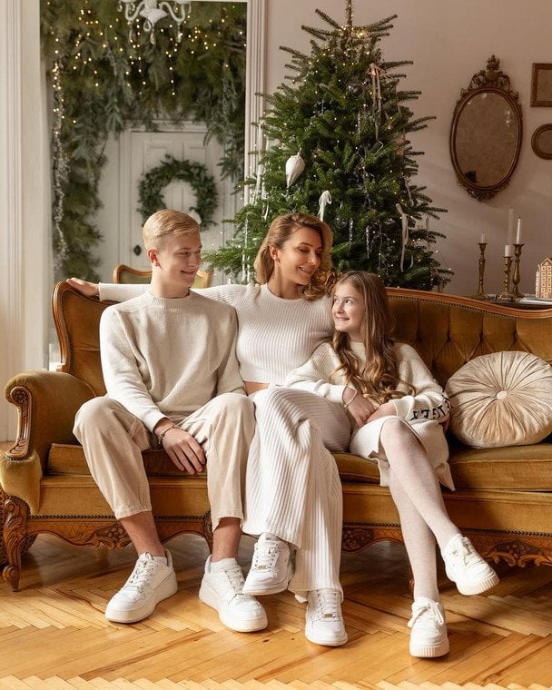 Марина Боржемська з дітьми / © instagram.com/uzelkova.marina