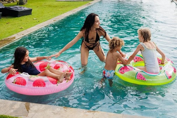 Інна Мірошниченко з дітьми / © instagram.com/_inna_mi_