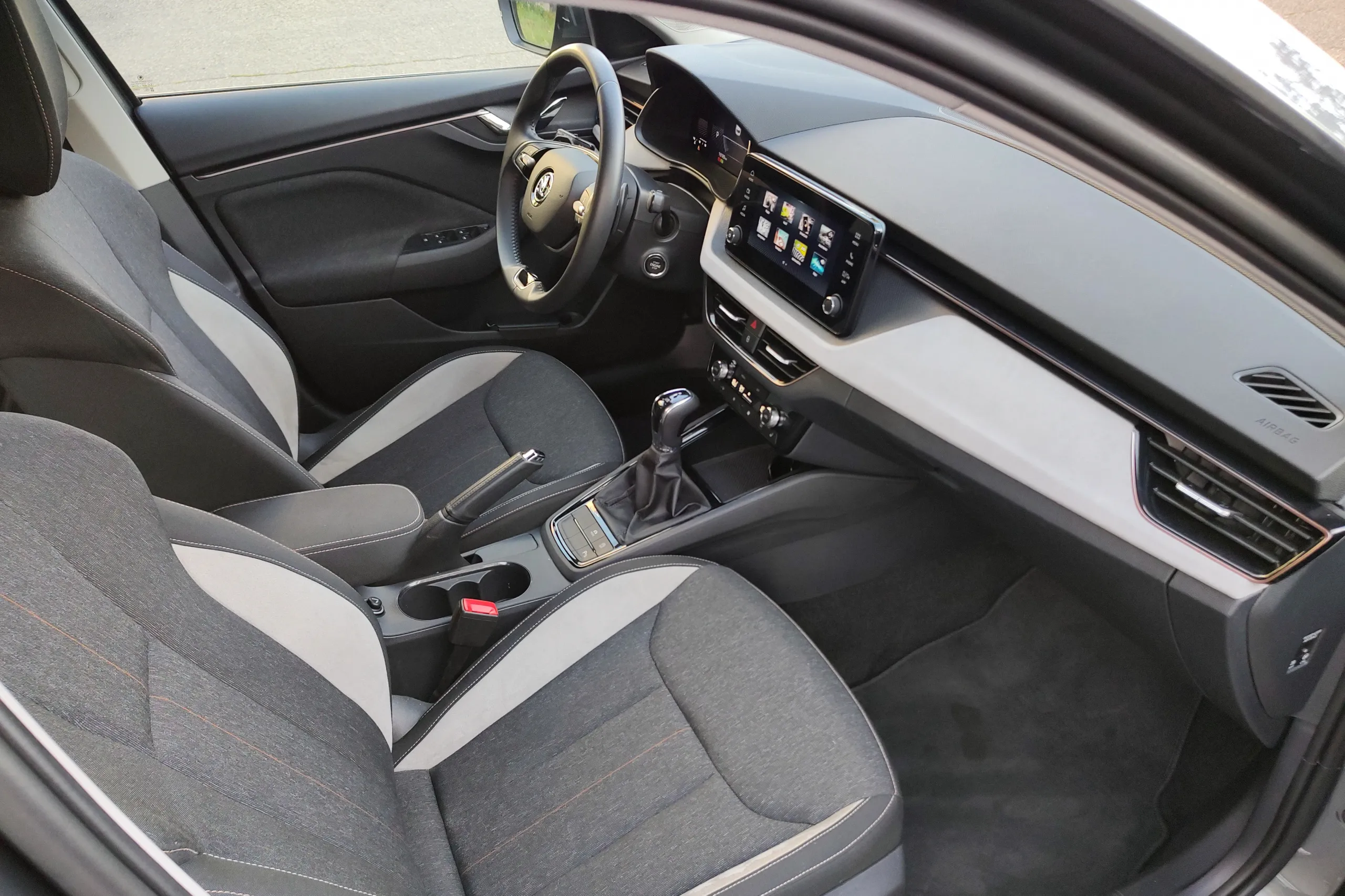 Тест-драйв Skoda Kamiq: оновлений дизайн, багаті опції та доступний прайс