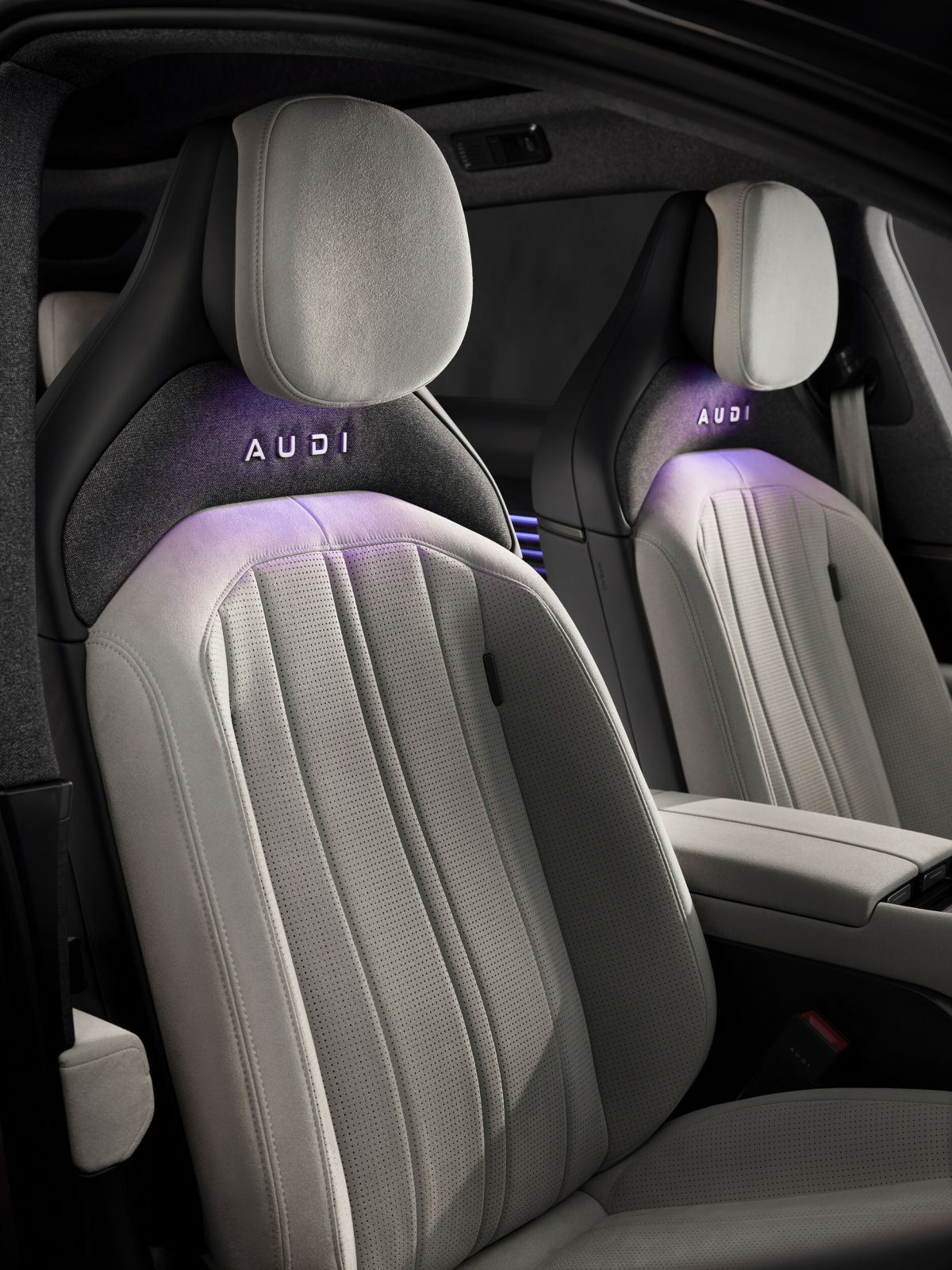 Новий бренд AUDI зазнає фіаско: ціни на електромобілі обвалили через критично низькі продажі - фото 7