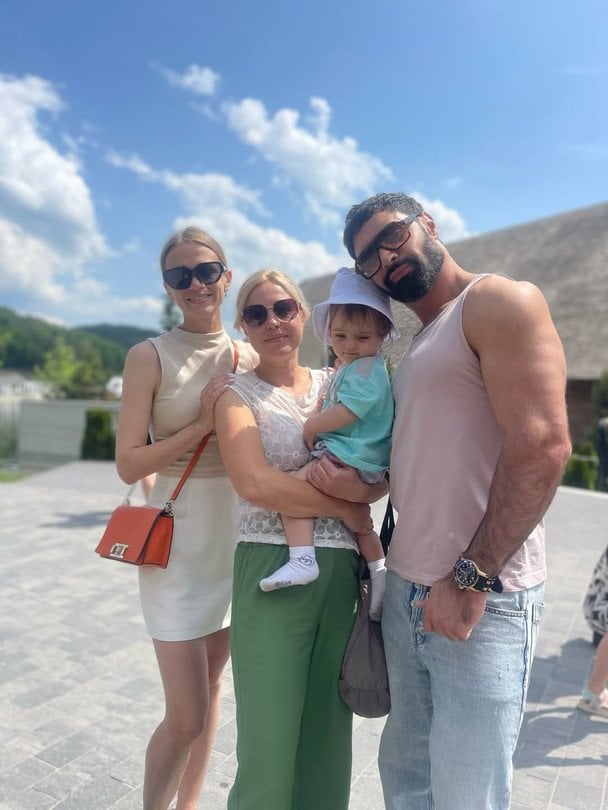 Віталій Козловський із родиною / © instagram.com/vkozlovsky_music