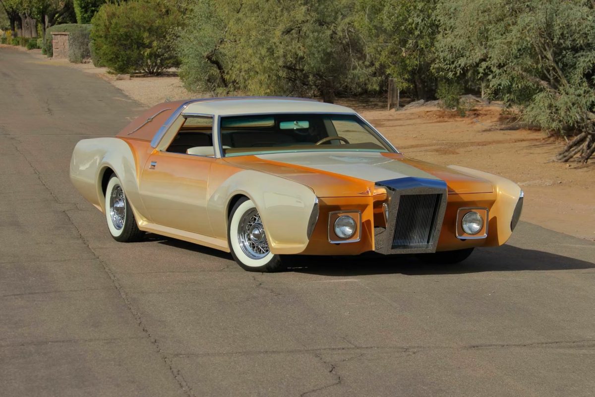 Екстравагантний Lincoln із гранітним салоном шукає нового власника: таких залишилося лише два - фото 7