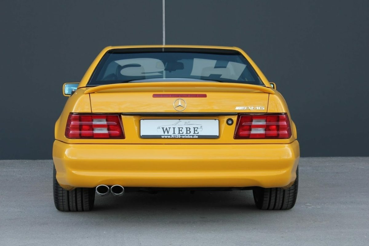 У Німеччині продають рідкісний Mercedes SL500 90-х років за ціною нового спорткара - фото 6
