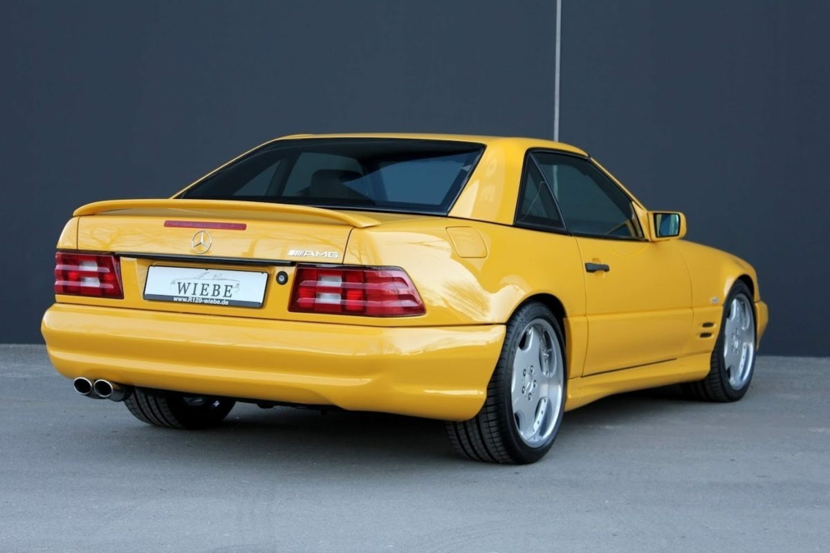 У Німеччині продають рідкісний Mercedes SL500 90-х років за ціною нового спорткара - фото 7