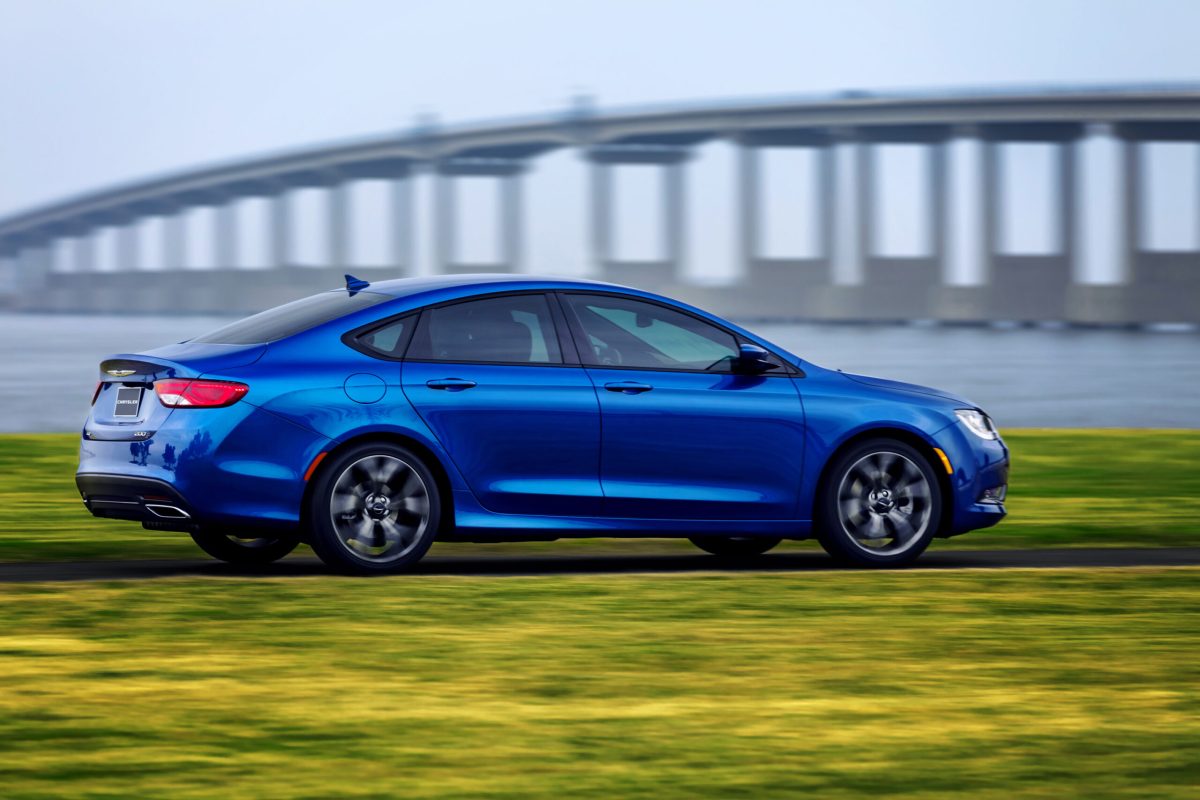 Власники Chrysler 200 отримають розширену гарантію та компенсації через судовий позов - фото 5