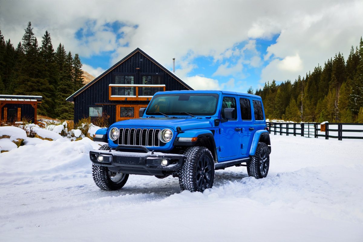 На Jeep подали до суду через «небезпечні» батареї гібридів 4xe: подробиці скандалу - фото 2