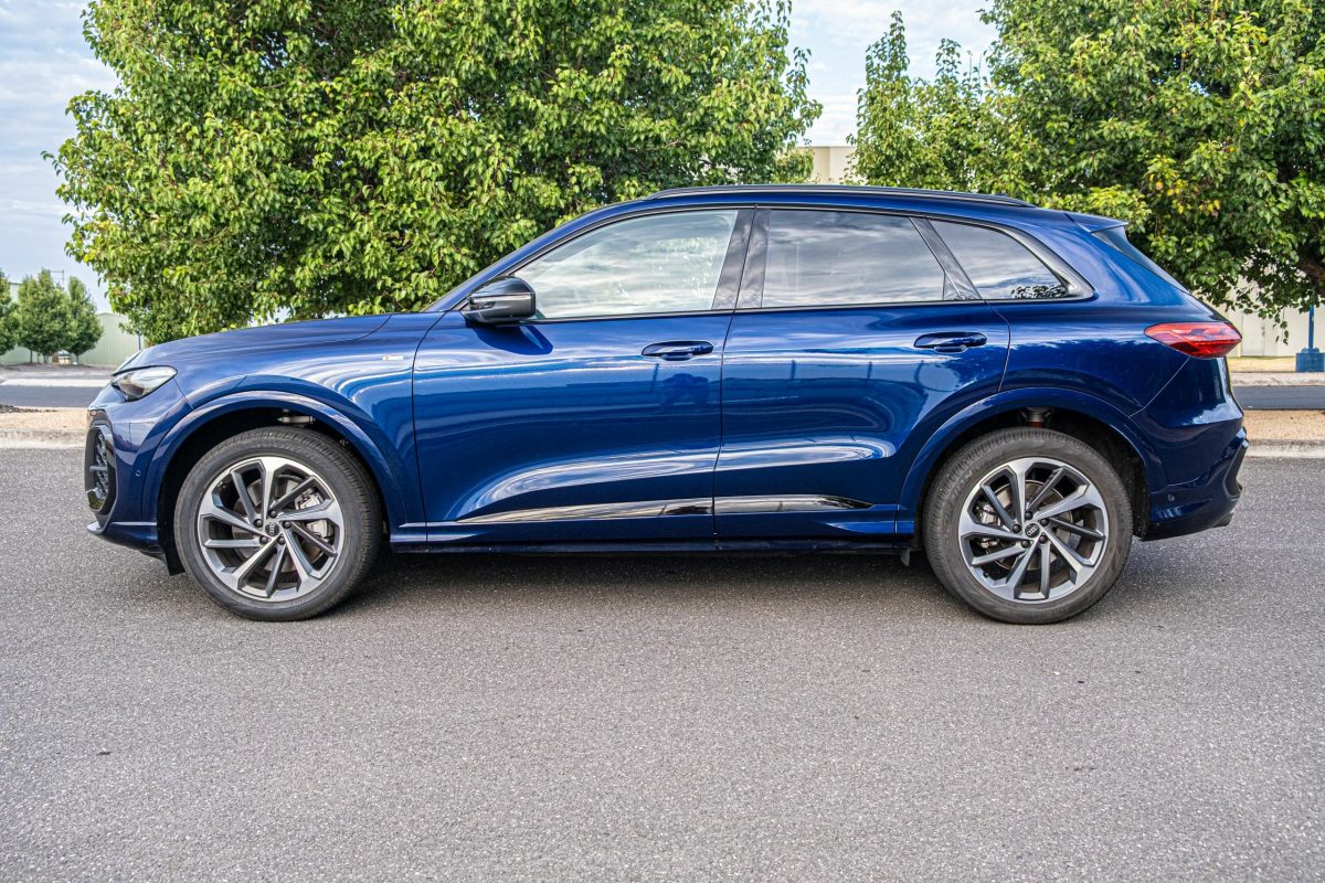 Тест-драйв нового Audi Q5 2026: ідеальний дизель проти економії на матеріалах - фото 6