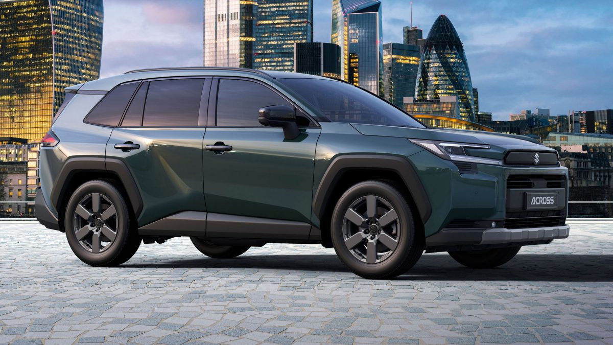 Оновлений Suzuki Across: клон Toyota RAV4 змінив обличчя і став брутальнішим - фото 5