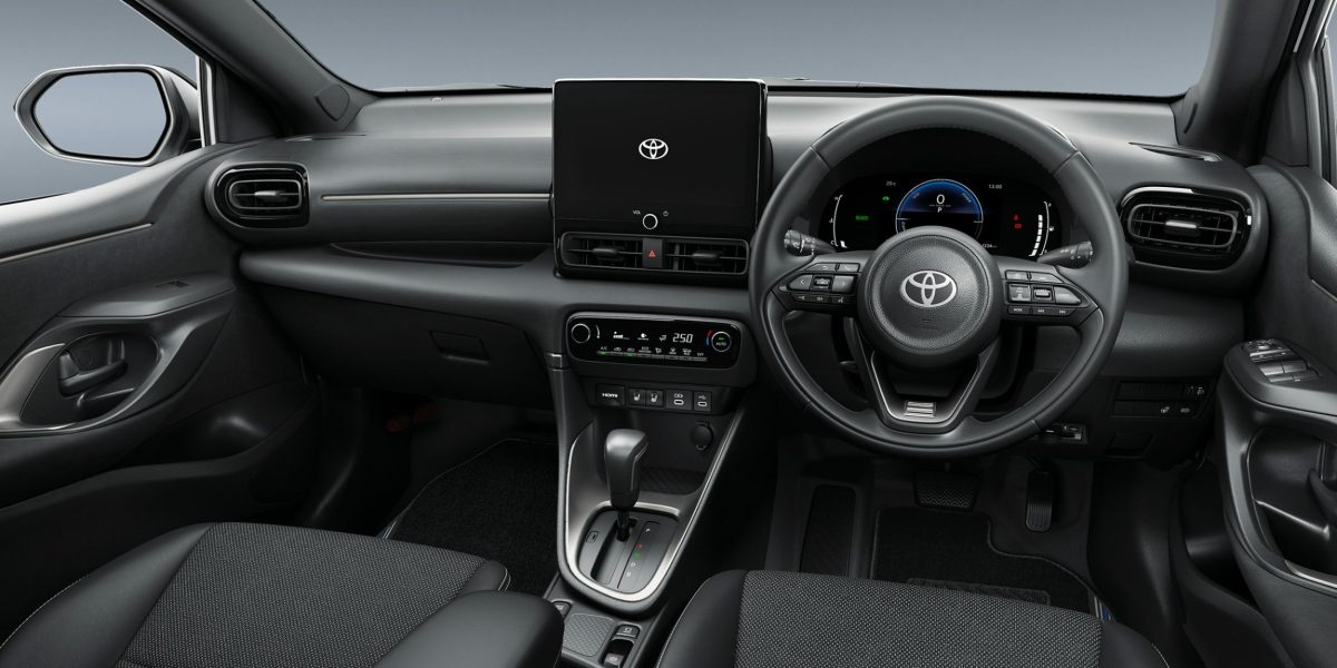 Toyota оновила Yaris та Yaris Cross: великі екрани, механіка та втрачені опції - фото 6