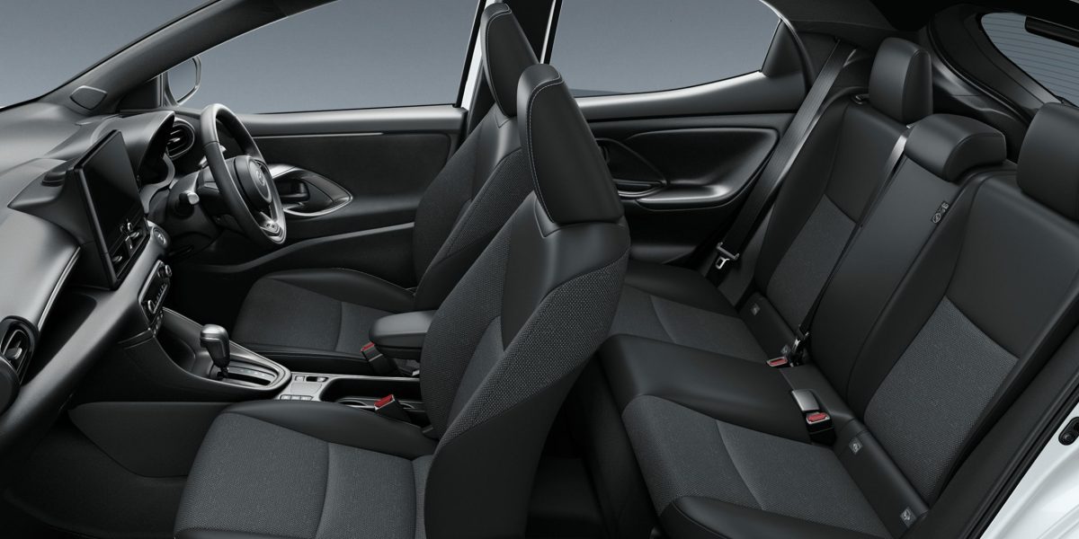 Toyota оновила Yaris та Yaris Cross: великі екрани, механіка та втрачені опції - фото 8