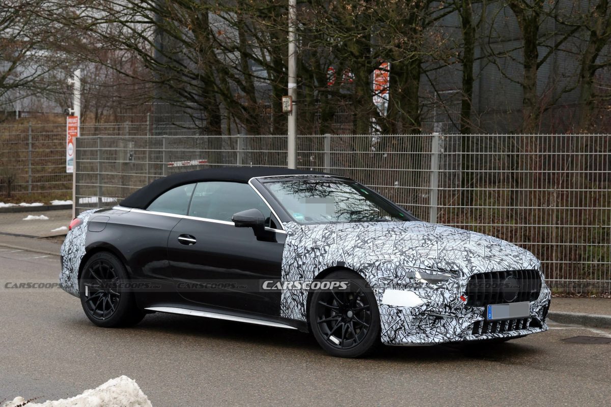 Кабріолет Mercedes-AMG CLE 63 повертає V8: нові подробиці та шпигунські фото - фото 4