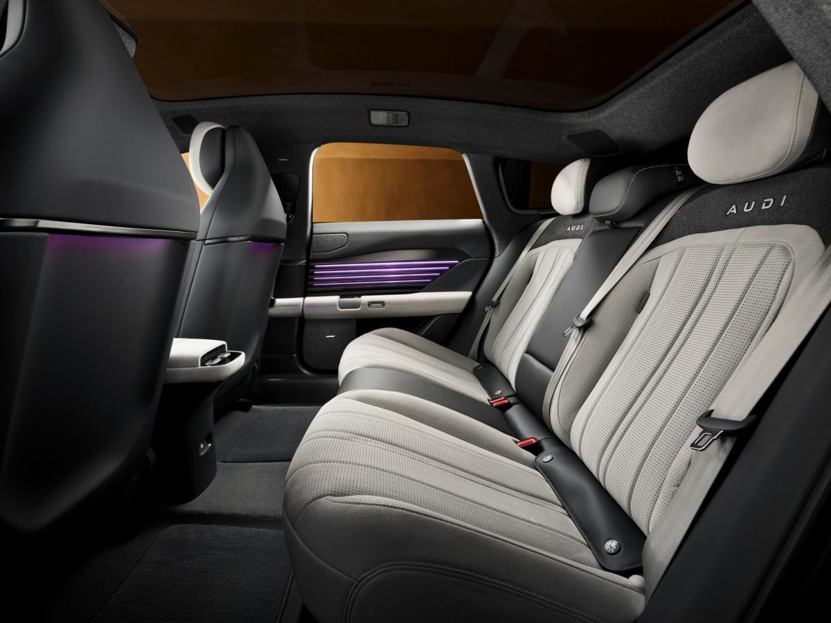 Новий бренд AUDI зазнає фіаско: ціни на електромобілі обвалили через критично низькі продажі - фото 8