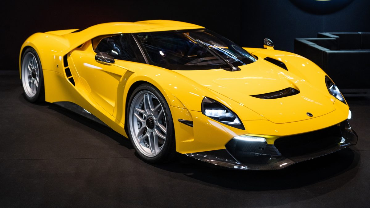 Німецька точність та італійська душа: представлено 900-сильний гіперкар Capricorn 01 Zagato - фото 1