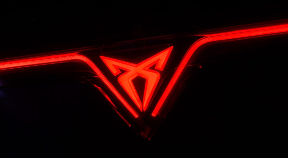 Cupra готує прем’єру оновленого електромобіля Born: дата дебюту та перші подробиці - фото 4