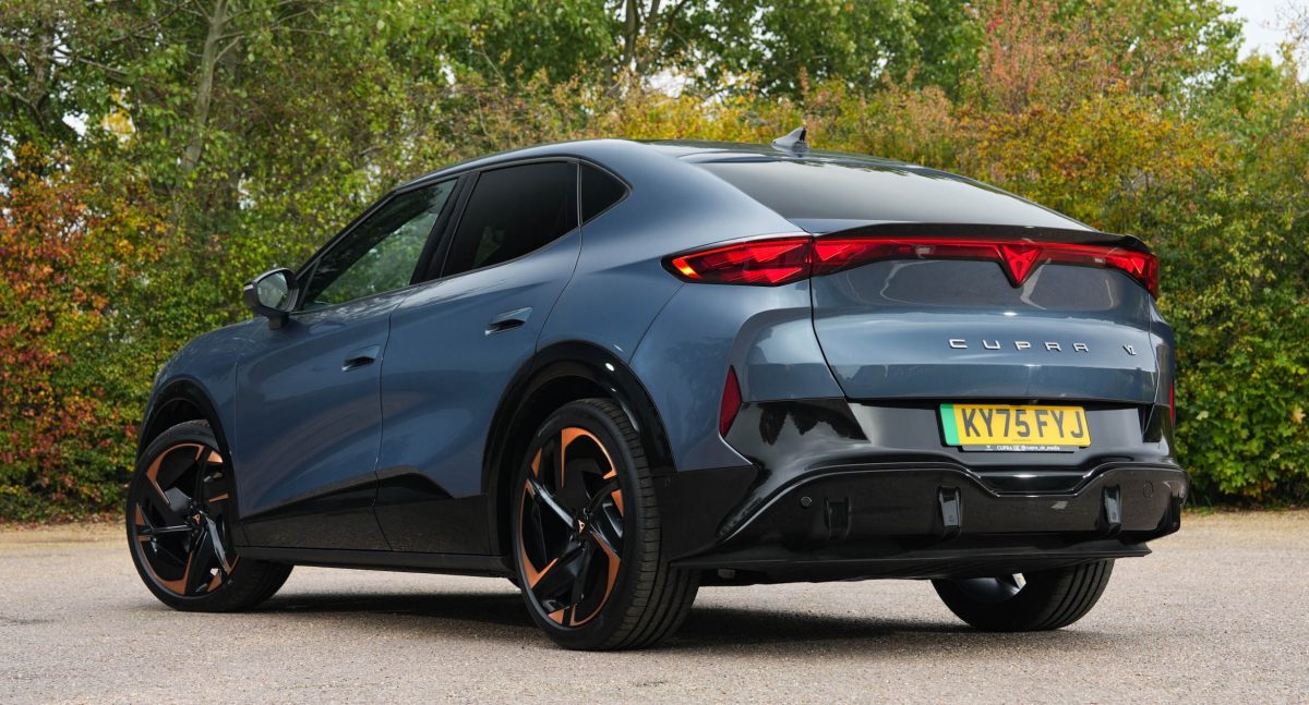 Volkswagen знайшов спосіб врятувати Cupra Tavascan від нових мит ЄС на китайські авто - фото 1