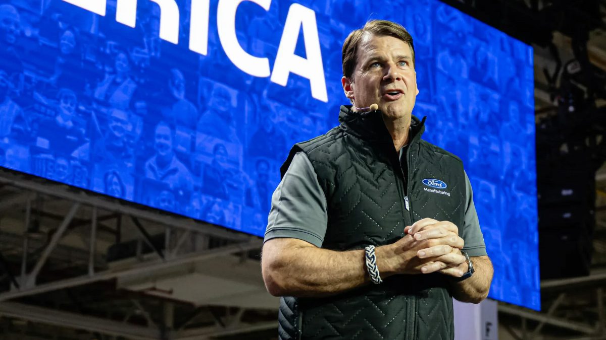 Ford виплатить працівникам щедрі бонуси за «якість» попри рекордні збитки та відкликання - фото 2