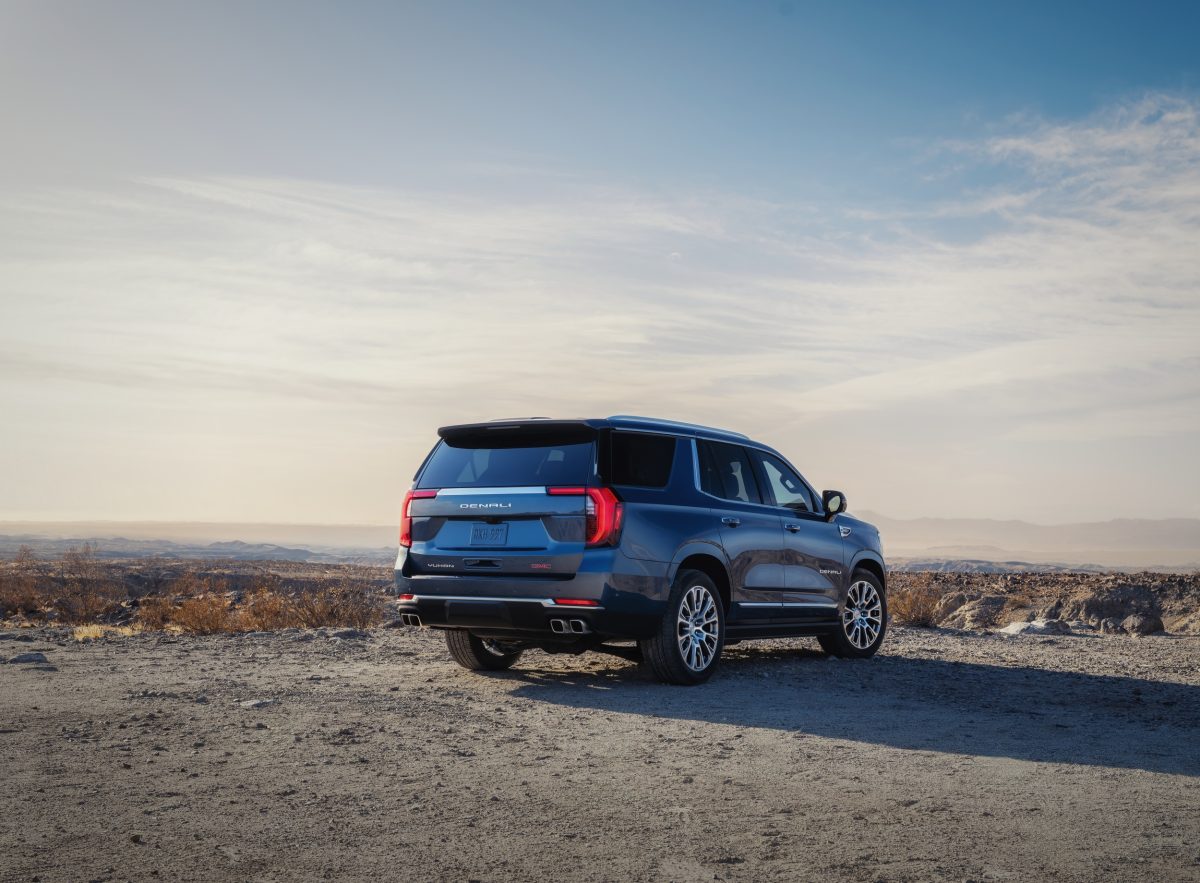 General Motors офіційно повертає свої найбільші позашляховики та пікапи до Великої Британії - фото 4