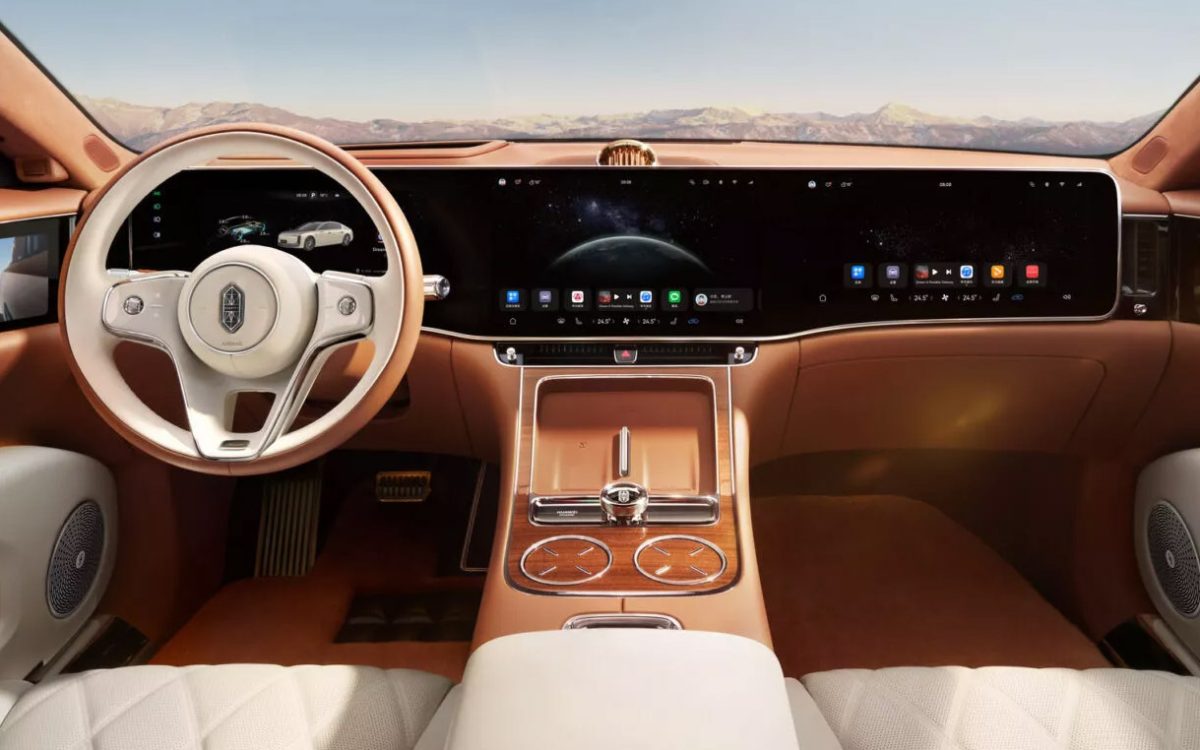 Kia обіцяє золоту середину: фізичні кнопки не зникнуть, попри збільшення екранів - фото 3