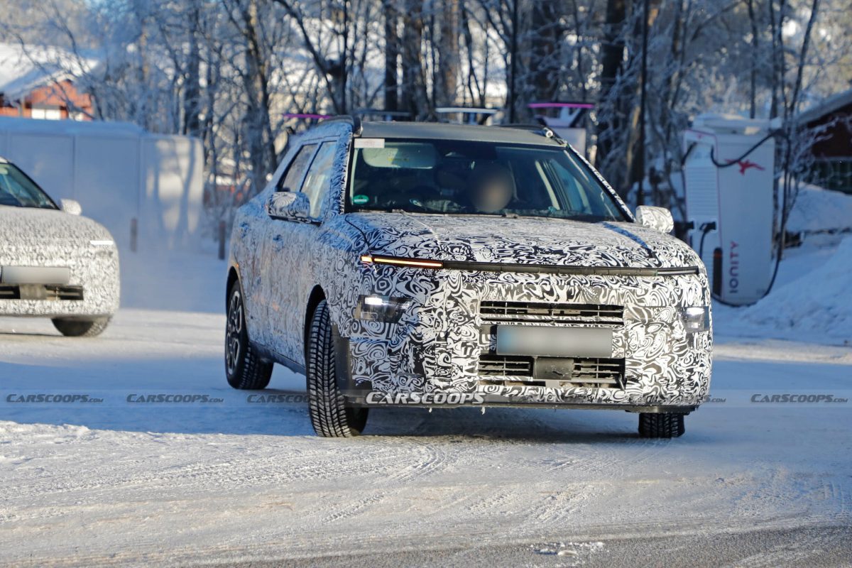 Новий Hyundai Bayon помітили на тестах: кросовер стане більшим і отримає повноцінний гібрид - фото 2