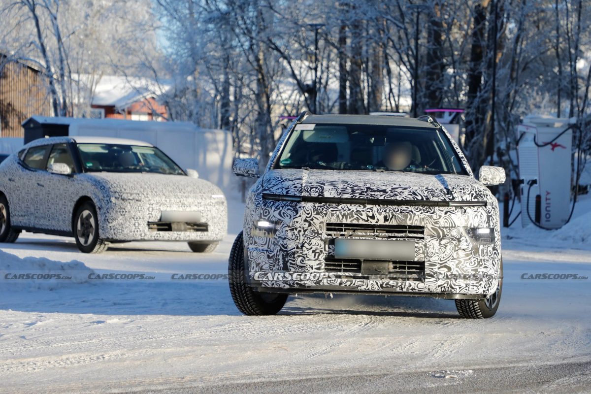 Новий Hyundai Bayon помітили на тестах: кросовер стане більшим і отримає повноцінний гібрид - фото 3