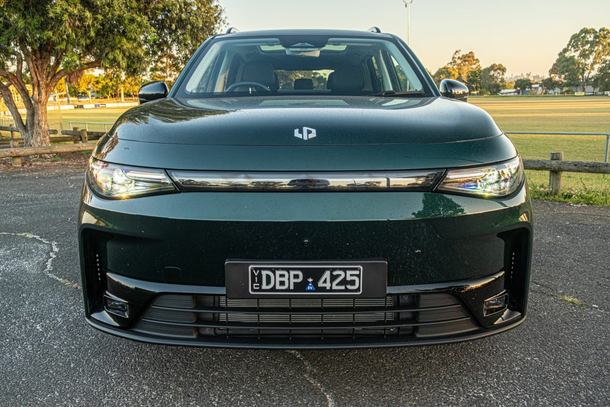 Тест-драйв Leapmotor C10 REEV: чи вартий уваги гібрид, що обіцяє 1150 км ходу? - фото 3