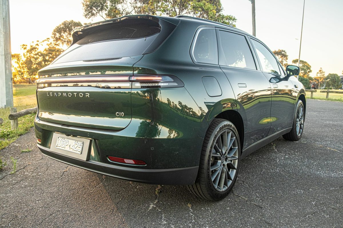 Тест-драйв Leapmotor C10 REEV: чи вартий уваги гібрид, що обіцяє 1150 км ходу? - фото 4