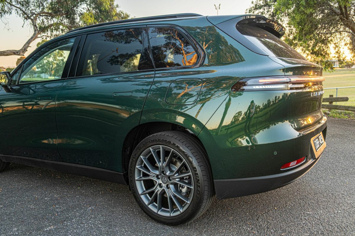 Тест-драйв Leapmotor C10 REEV: чи вартий уваги гібрид, що обіцяє 1150 км ходу? - фото 5