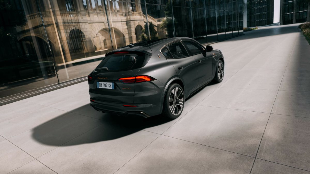 Maserati віддає електромобілі майже задарма: знижки сягають рекордних 85 000 доларів - фото 7