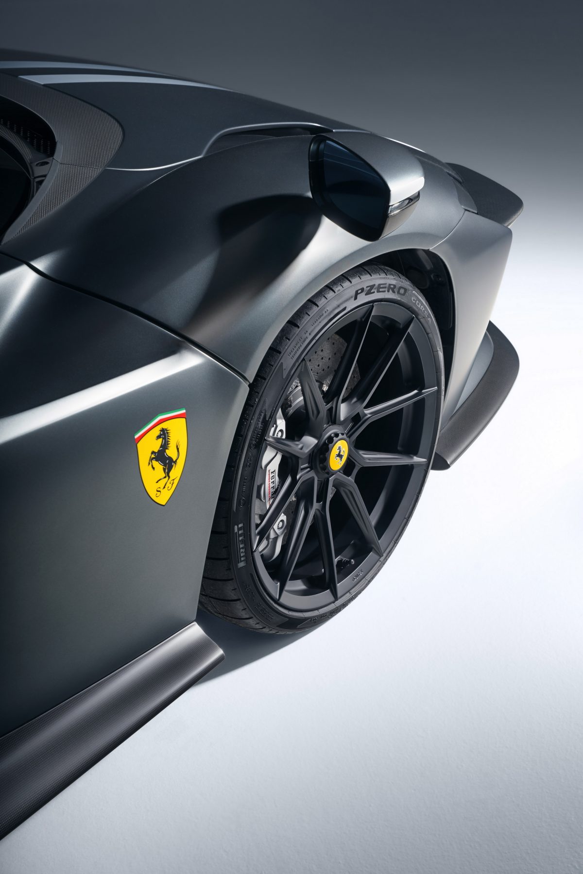 Ексклюзивний тюнінг: Novitec додав потужності рідкісному Ferrari Daytona SP3 - фото 7