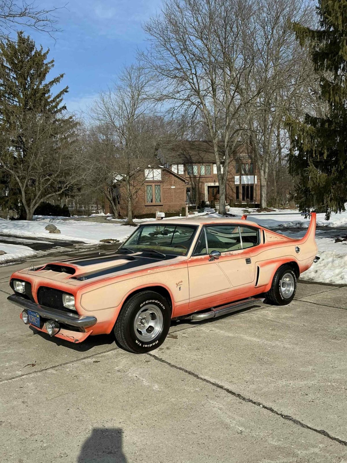 Унікальний Plymouth Barracuda з голлівудським минулим продають за смішною ціною - фото 4