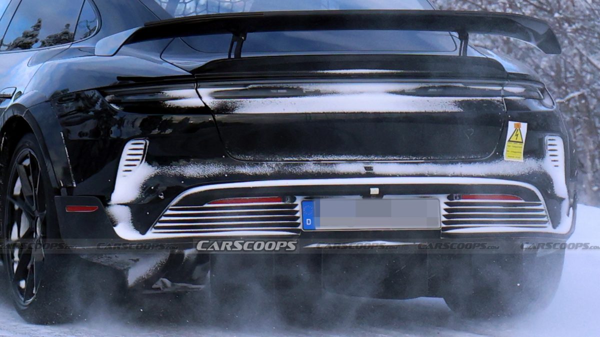 Porsche готує відповідь Xiaomi: новий екстремальний Taycan помітили на тестах - фото 2