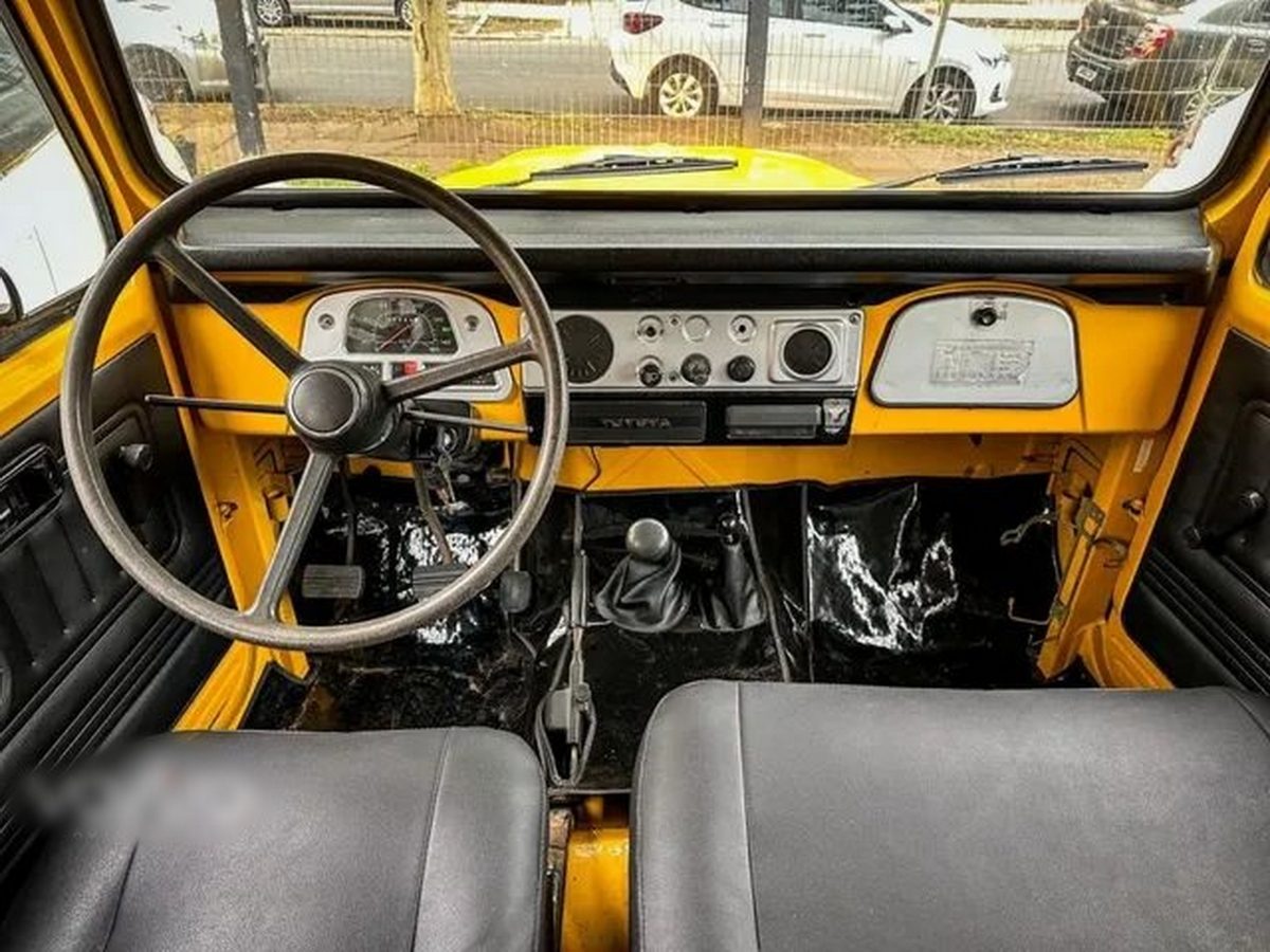 Унікальна «капсула часу»: продається Toyota Land Cruiser 1989 року з пробігом 34 тис. км та двигуном Mercedes - фото 7