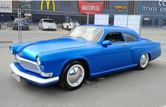 Легендарна "Волга" з V8: скільки коштує унікальне купе