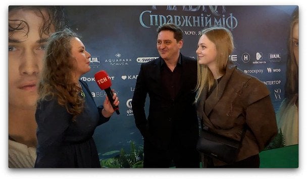 В'ячеслав Довженко з нареченою / © скриншот з відео