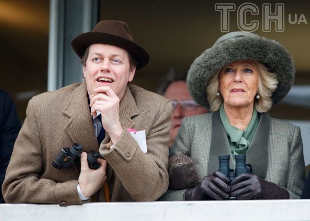 Том Паркер Боулз і його мати королева Камілла / © Getty Images