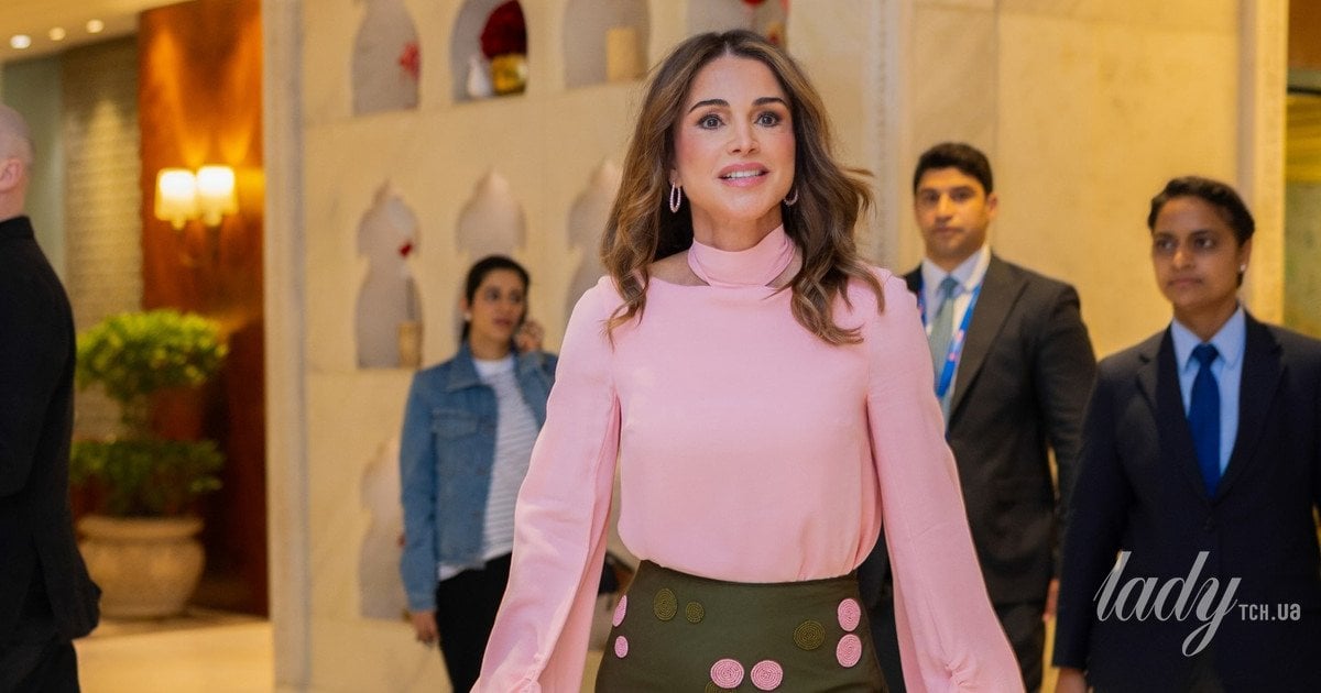 Королева Ранія