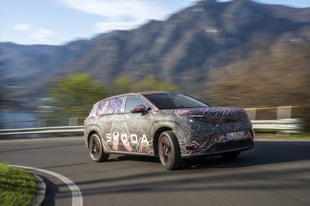 Skoda розкриває деталі флагманського електрокросовера Peaq: три ряди сидінь та понад 600 км запасу ходу - фото 3