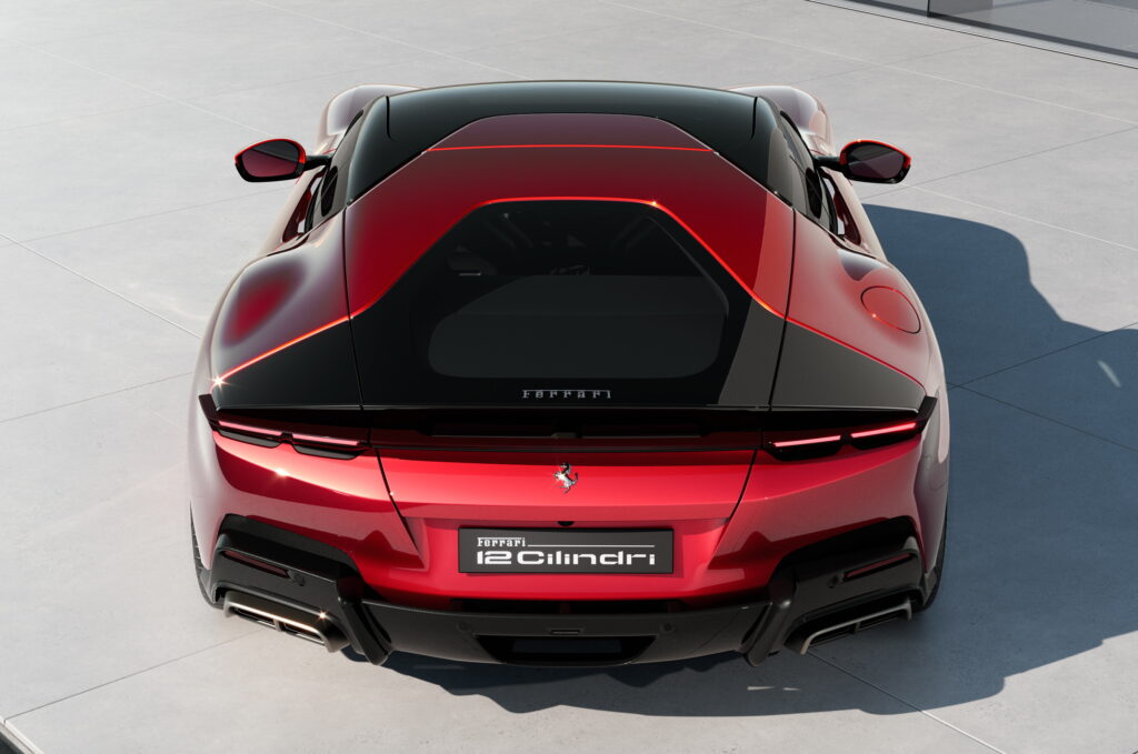 Ferrari відкликає новітній 12Cilindri через занадто темне тонування вікон - фото 2