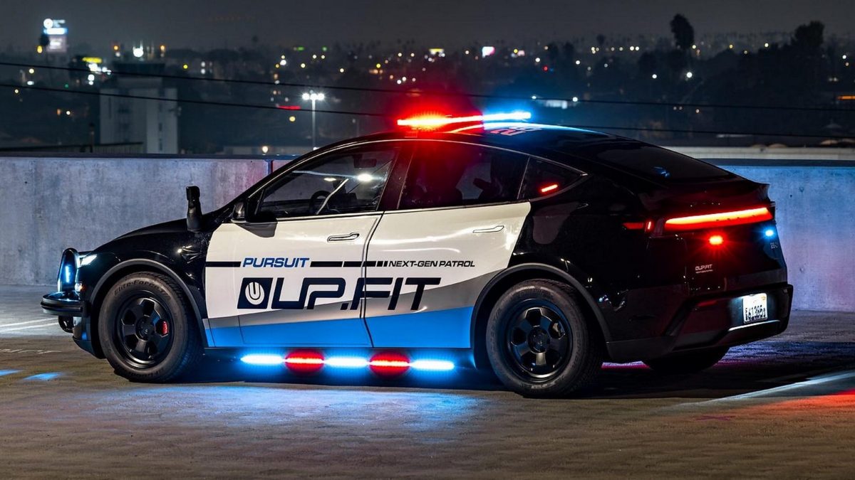 Поліція Техасу першою у світі отримала патрульну версію оновленої Tesla Model Y 2026 - фото 1