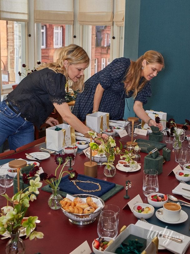 Челсі Деві на вечірці свого ювелірного бренду / © Instagram Челсі Деві