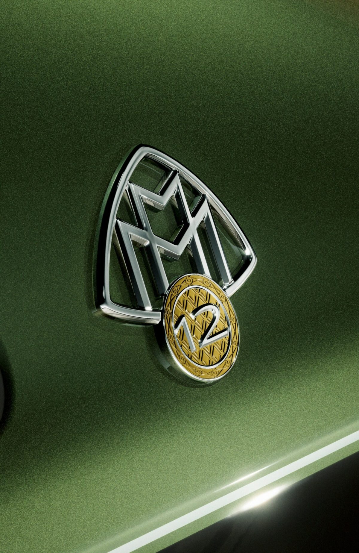 Mercedes-Benz представив надзвичайно рідкісний Maybach S680 V12 Edition: всього 50 авто на весь світ - фото 3