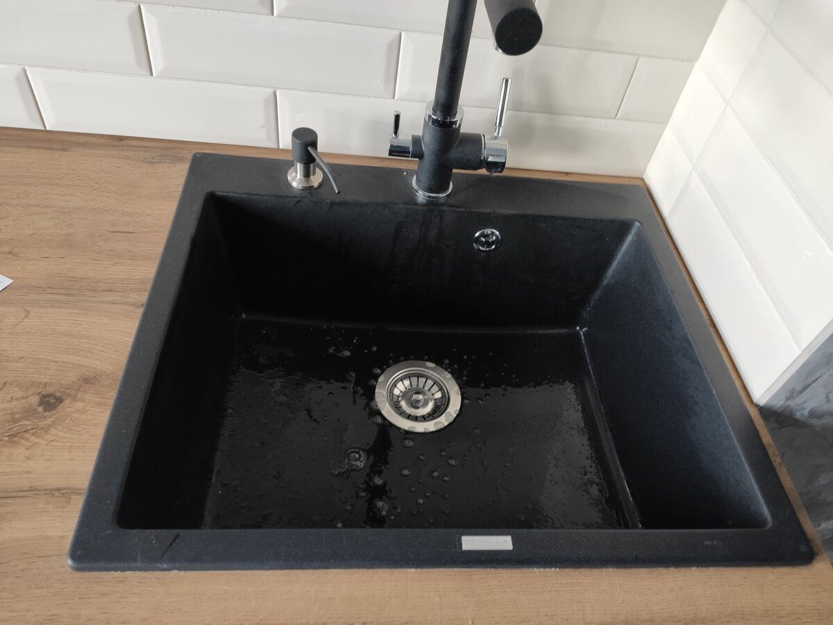 Господині розповіли, які дизайнерські рішення на кухні стануть невдалими