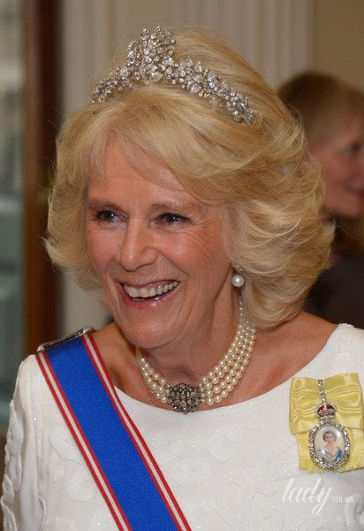 Прикраси королеви-консорта Камілли / © Getty Images