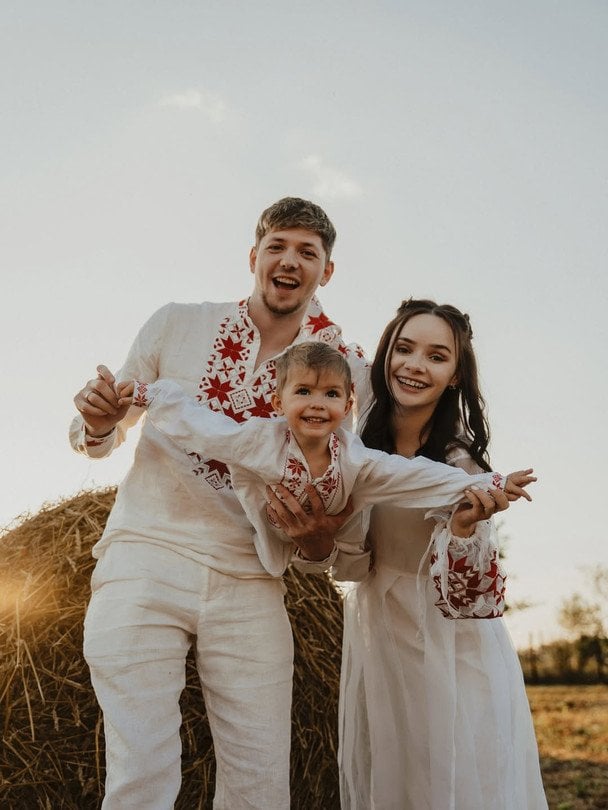 Дмитро та Яна Варваруки з сином Марком / © instagram.com/dima_varvaruk