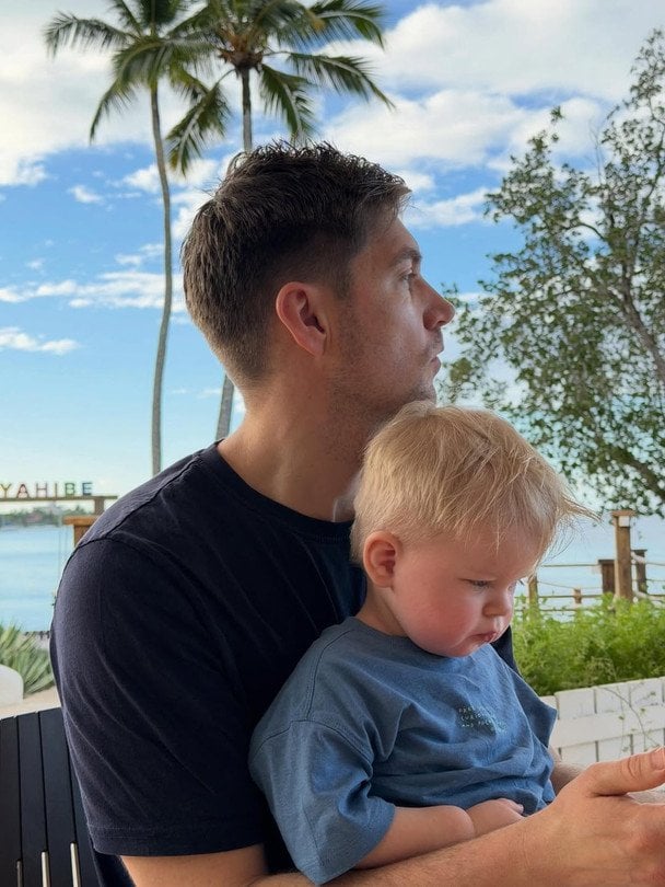 Володимир Остапчук з сином у Домінікані / © instagram.com/ostapchukkaterynaa