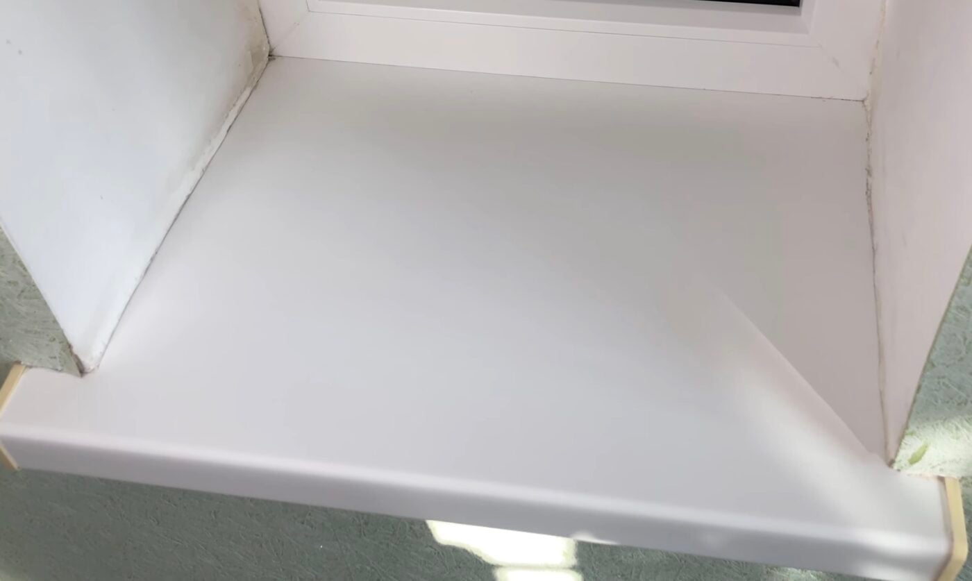 Чим мити підвіконня для тривалої чистоти