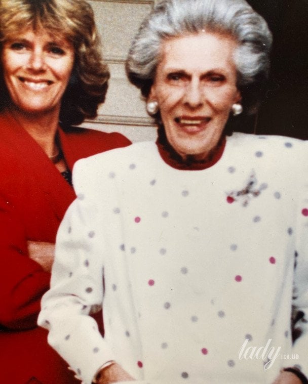 Камілла з матір’ю Розалінд Шанд / © instagram.com/theroyalfamily