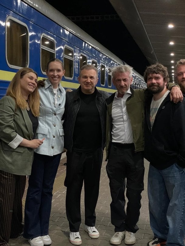 Юрій Горбунов, Катерина Осадча і Шон Пенн / © instagram.com/gorbunovyuriy