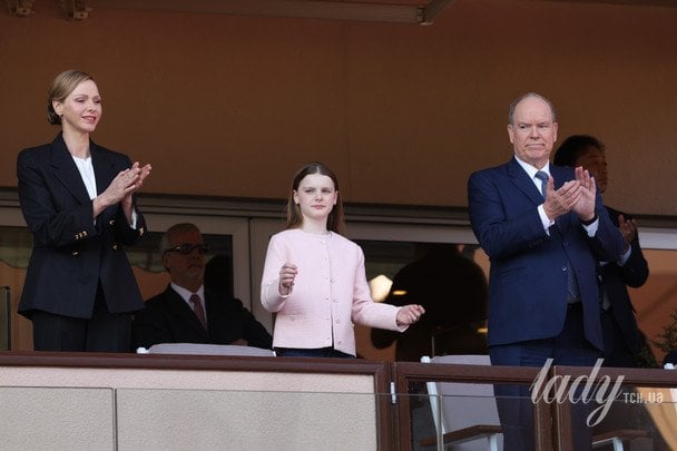 Княгиня Шарлін, принцеса Габріелла і князь Альбер II / © Getty Images