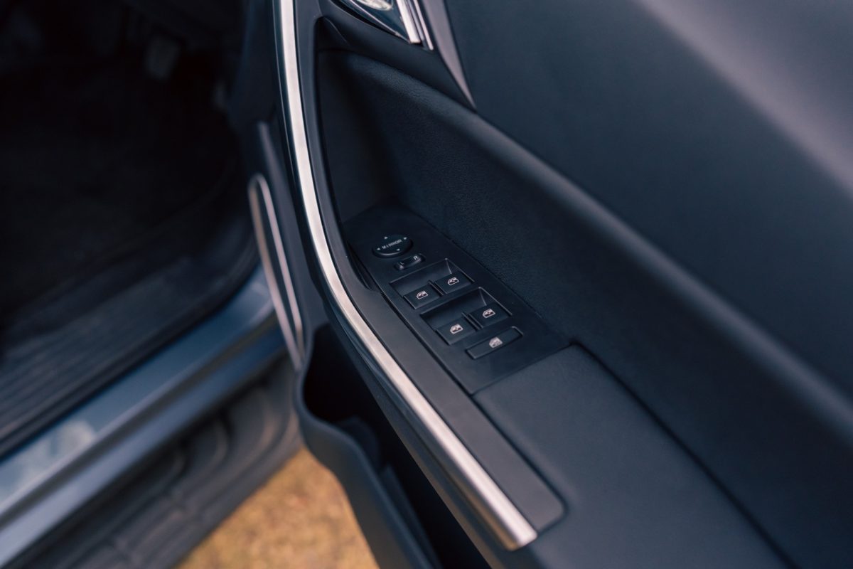 Секретна зброя за скромні гроші: огляд китайського пікапа JMC Vigus Pro з агрегатами Ford та ZF - фото 7